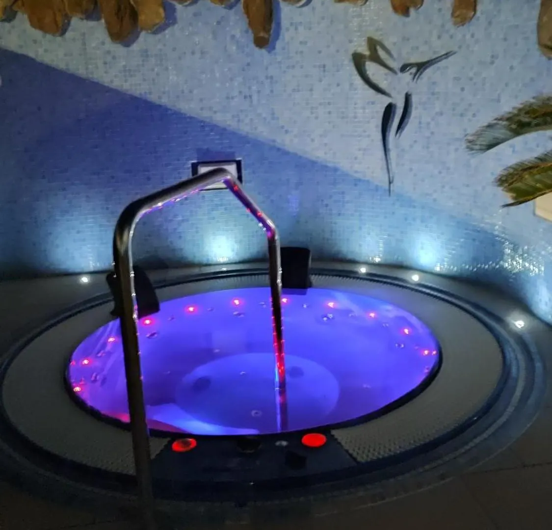 Birdcage Gay Men Resort And Lifestyle Hotel (Adults Only) Πλάγια ντελ Ινγκλές