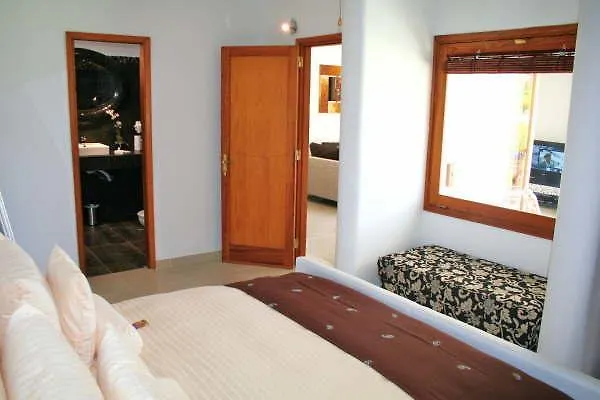 Birdcage Gay Men Resort And Lifestyle Hotel (Adults Only) Playa del Ingles  Playa del Ingles (Gran Canaria)