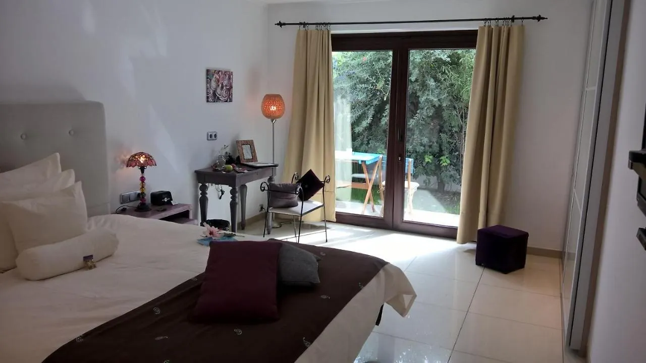 Birdcage Gay Men Resort And Lifestyle Hotel (Adults Only) Playa del Ingles  4*, Playa del Ingles (Gran Canaria)